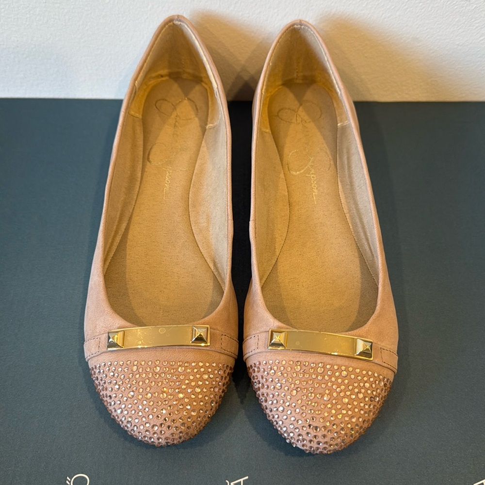 Pink flat shoes